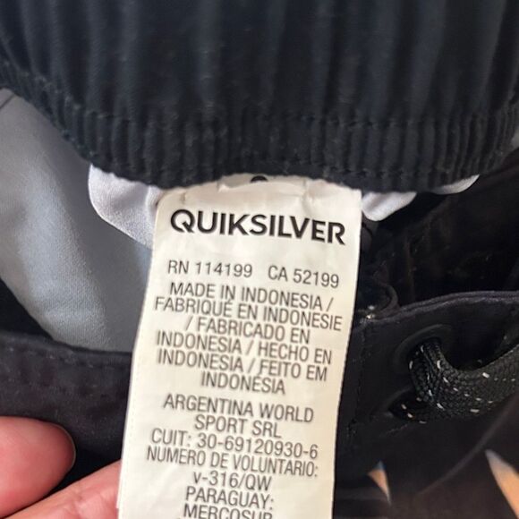 Quiksilver Swim 🏊 Board Shorts 🩳 🏄🏼‍♂️ Shorts Pocket Waist pulls - Picture 6 of 16
